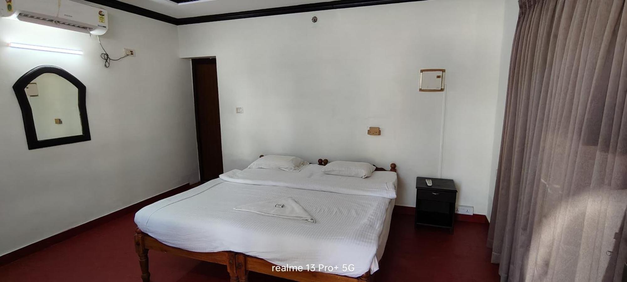 Palm Beach Resort, Alleppey Alappuzha Екстериор снимка